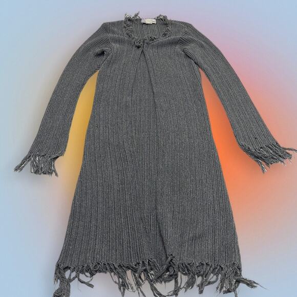 KNIT AVENUE Women’s Medium Gray Long Sweater - Picture 1 of 5